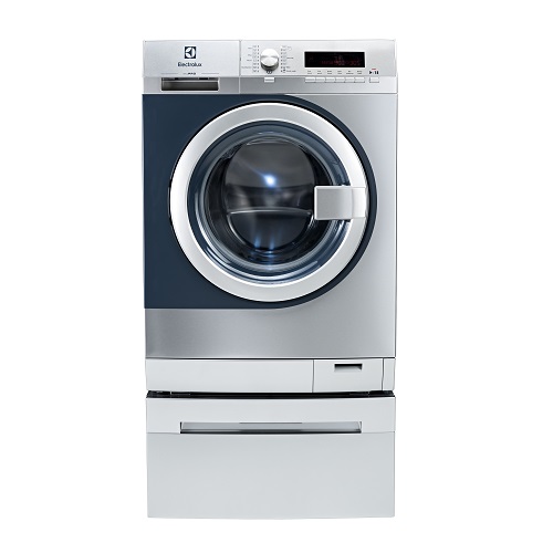 Electrolux Mypro Washer We170P Marine, 230V, 60Hz, 8 kg washingcapacity with drainpump, IMPA 175522