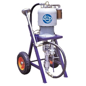 [1037] TETRA HQ-73 XT, Airless Verf Sprayer, Luchtgedreven, Verfspuitpomp Op Kar, Drukverhouding 73:1, Geluidgedempt, incl, 10 m Nylon Verfslang en AH7000 gun, IMPA 270104